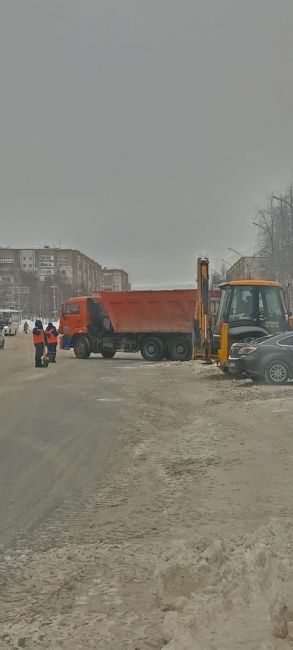 Работники "Ухтаспецавтодор"